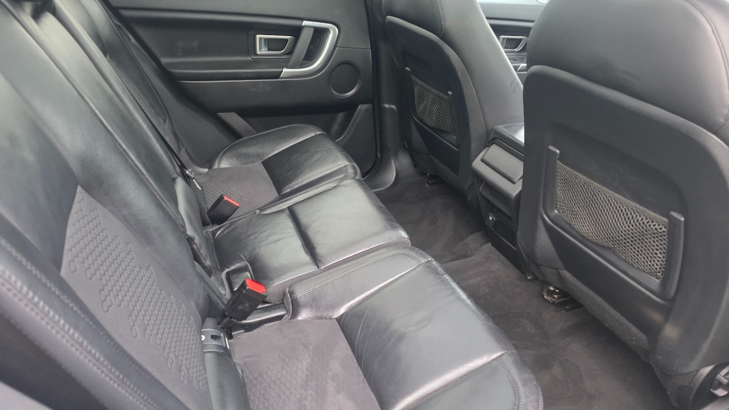 Used Land Rover Discovery Sport 2016 for sale - 76483243: Photo 8