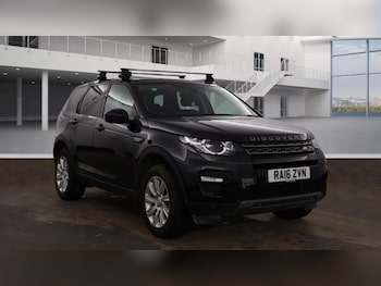 Used Land Rover Discovery Sport 2016 for sale - 78811836: Photo