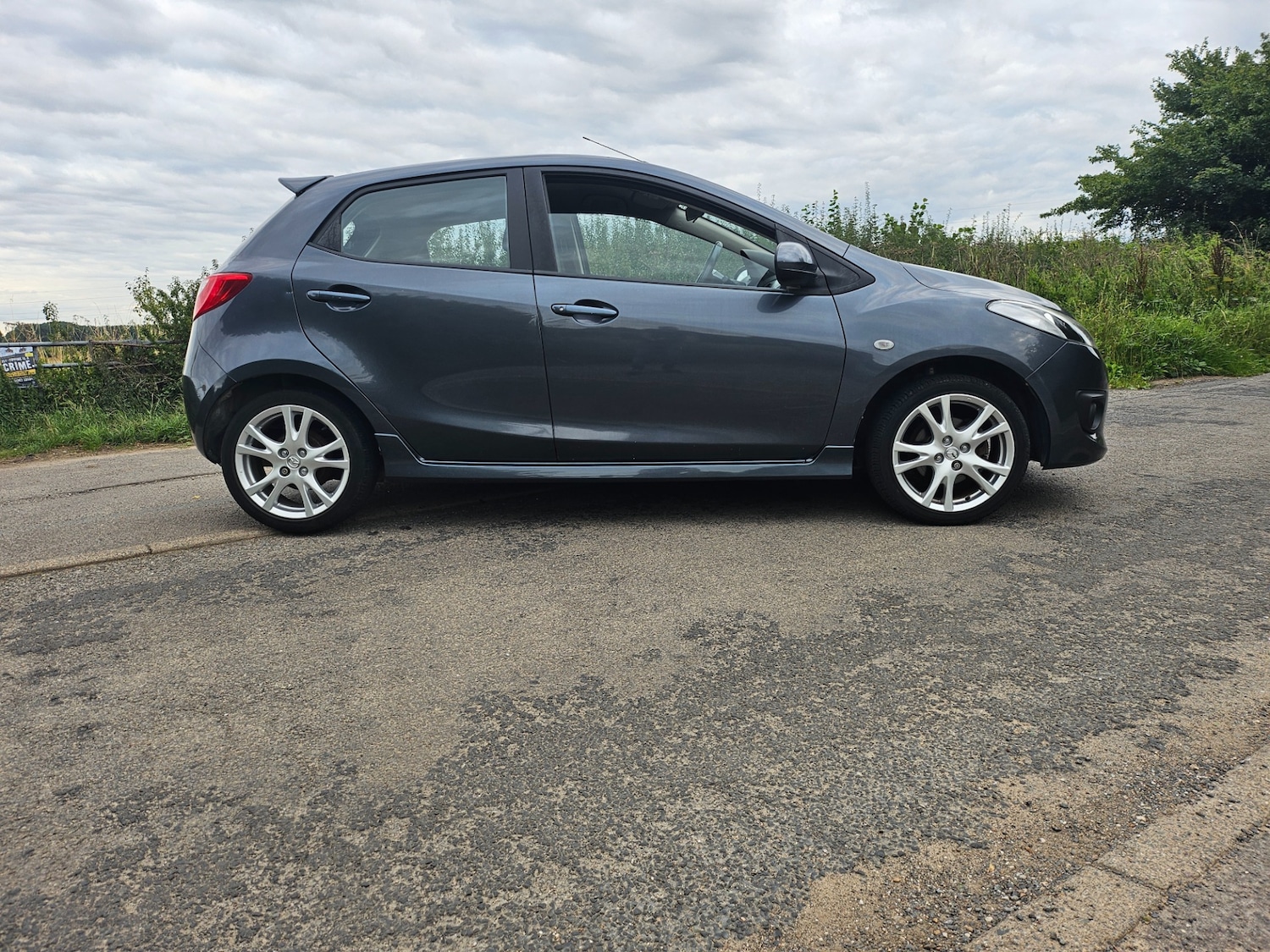 Used Mazda Mazda2 2008 for sale - 76070514: Photo 6