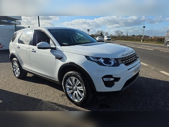 Used Land Rover Discovery Sport 2016 for sale - 77841646: Photo