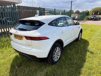 Used Jaguar E-Pace 2018 for sale - 78997496: Photo