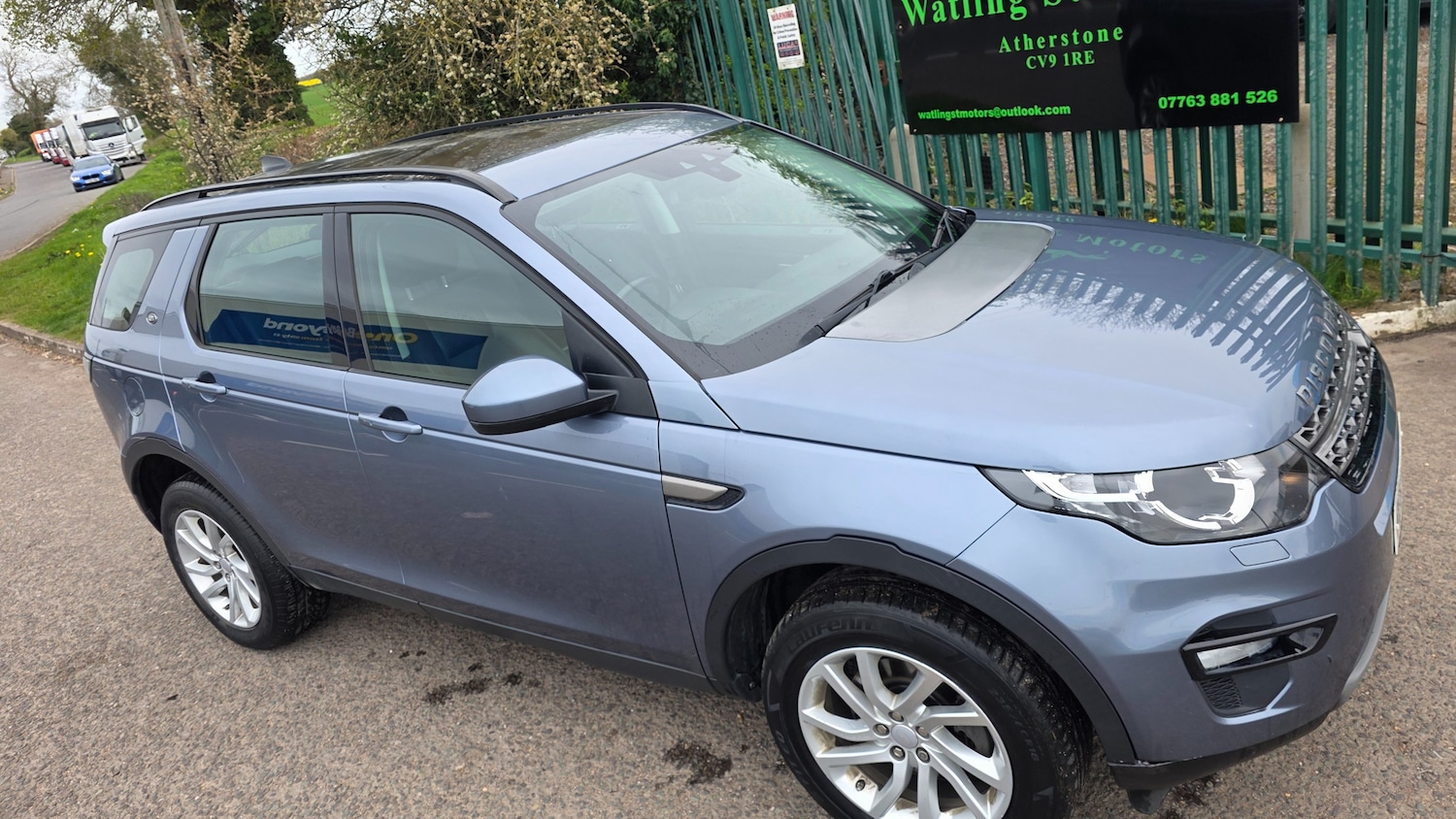 Used Land Rover Discovery Sport 2017 for sale - 78207033: Photo 3