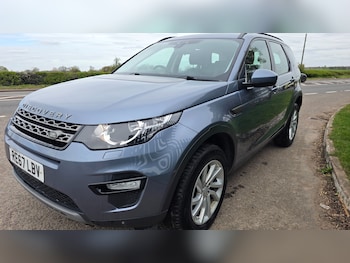 Used Land Rover Discovery Sport 2017 for sale - 78207033: Photo