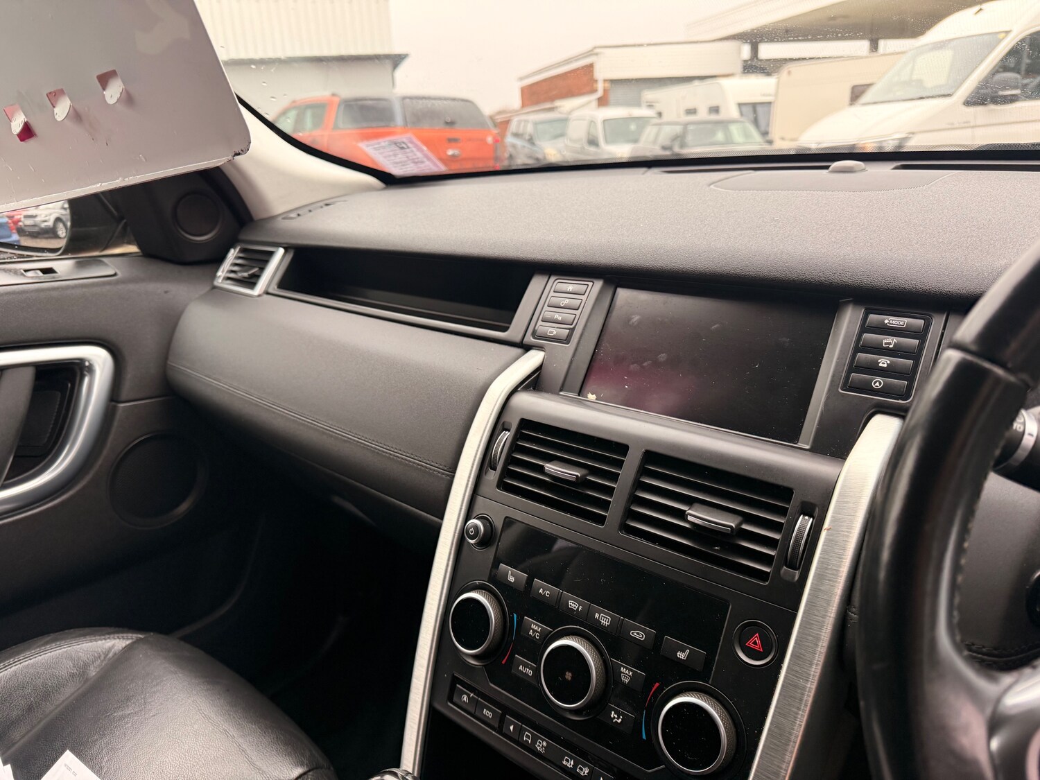 Used Land Rover Discovery Sport 2015 for sale - 78089403: Photo 13