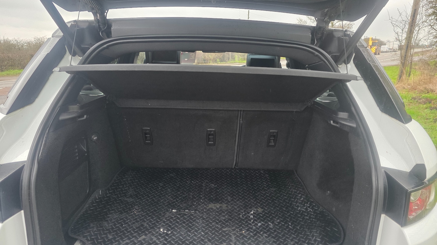 Used Land Rover Range Rover Evoque 2014 for sale - 77530618: Photo 4