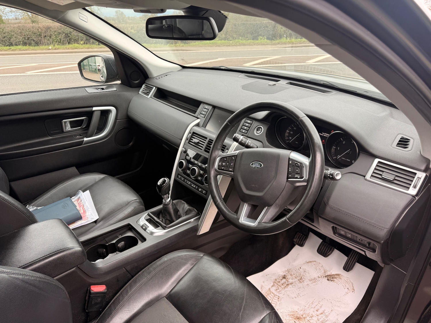 Used Land Rover Discovery Sport 2016 for sale - 77708582: Photo 11