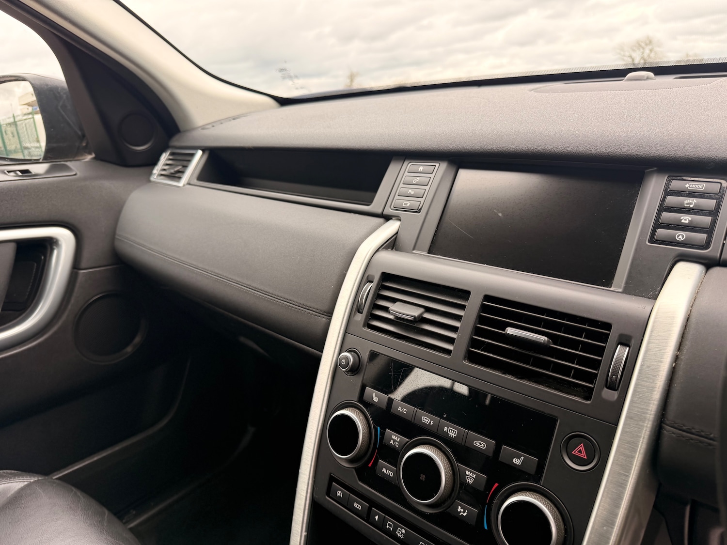 Used Land Rover Discovery Sport 2016 for sale - 77708582: Photo 13