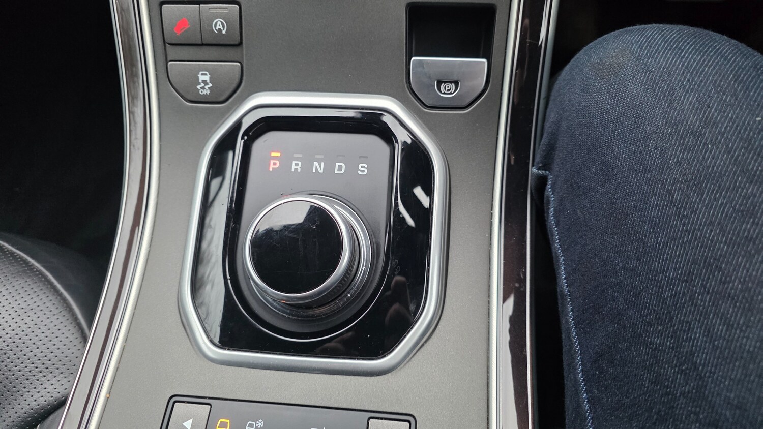 Used Land Rover Range Rover Evoque 2017 for sale - 77855851: Photo 16