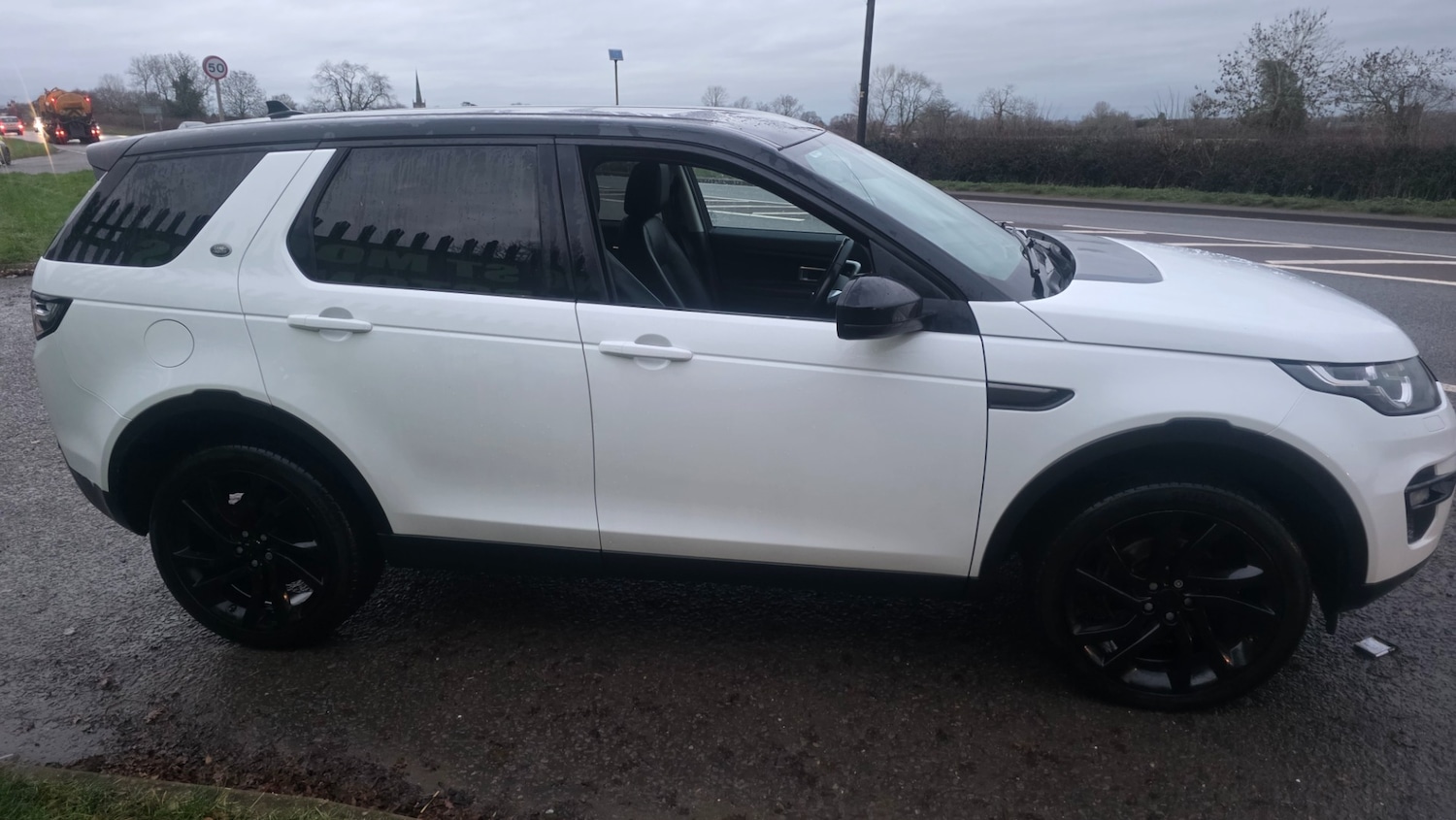 Used Land Rover Discovery Sport 2015 for sale - 76974676: Photo 16