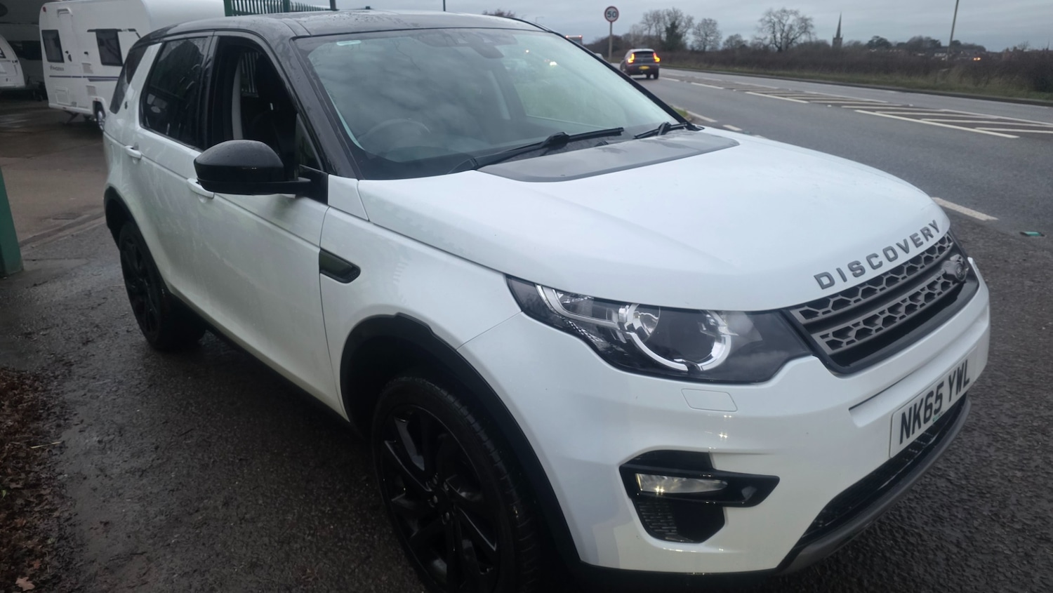 Used Land Rover Discovery Sport 2015 for sale - 76974676: Photo 17