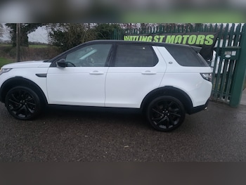 Used Land Rover Discovery Sport 2015 for sale - 76974676: Photo