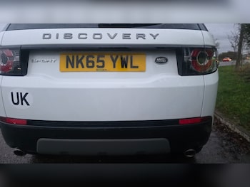 Used Land Rover Discovery Sport 2015 for sale - 76974676: Photo