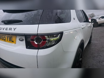 Used Land Rover Discovery Sport 2015 for sale - 76974676: Photo