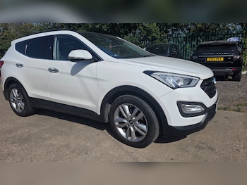 Used Hyundai Santa Fe 2014 for sale - 79301615: Photo