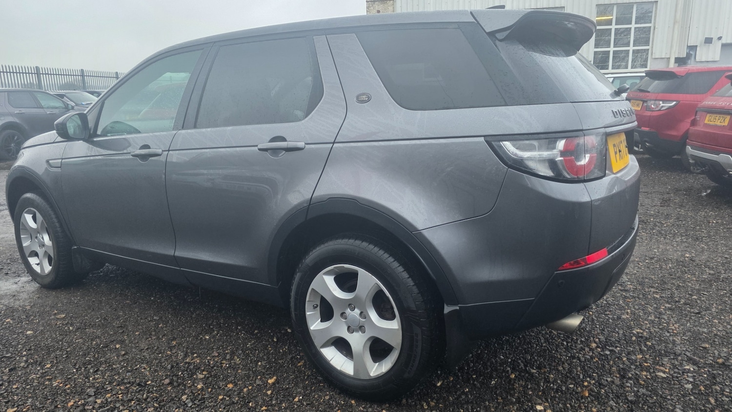 Used Land Rover Discovery Sport 2017 for sale - 77508255: Photo 4