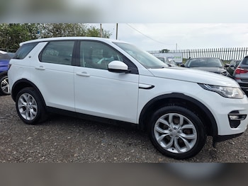 Used Land Rover Discovery Sport 2016 for sale - 78743435: Photo