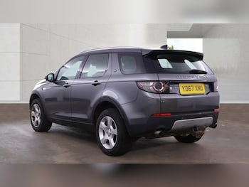 Used Land Rover Discovery Sport 2017 for sale - 78811826: Photo