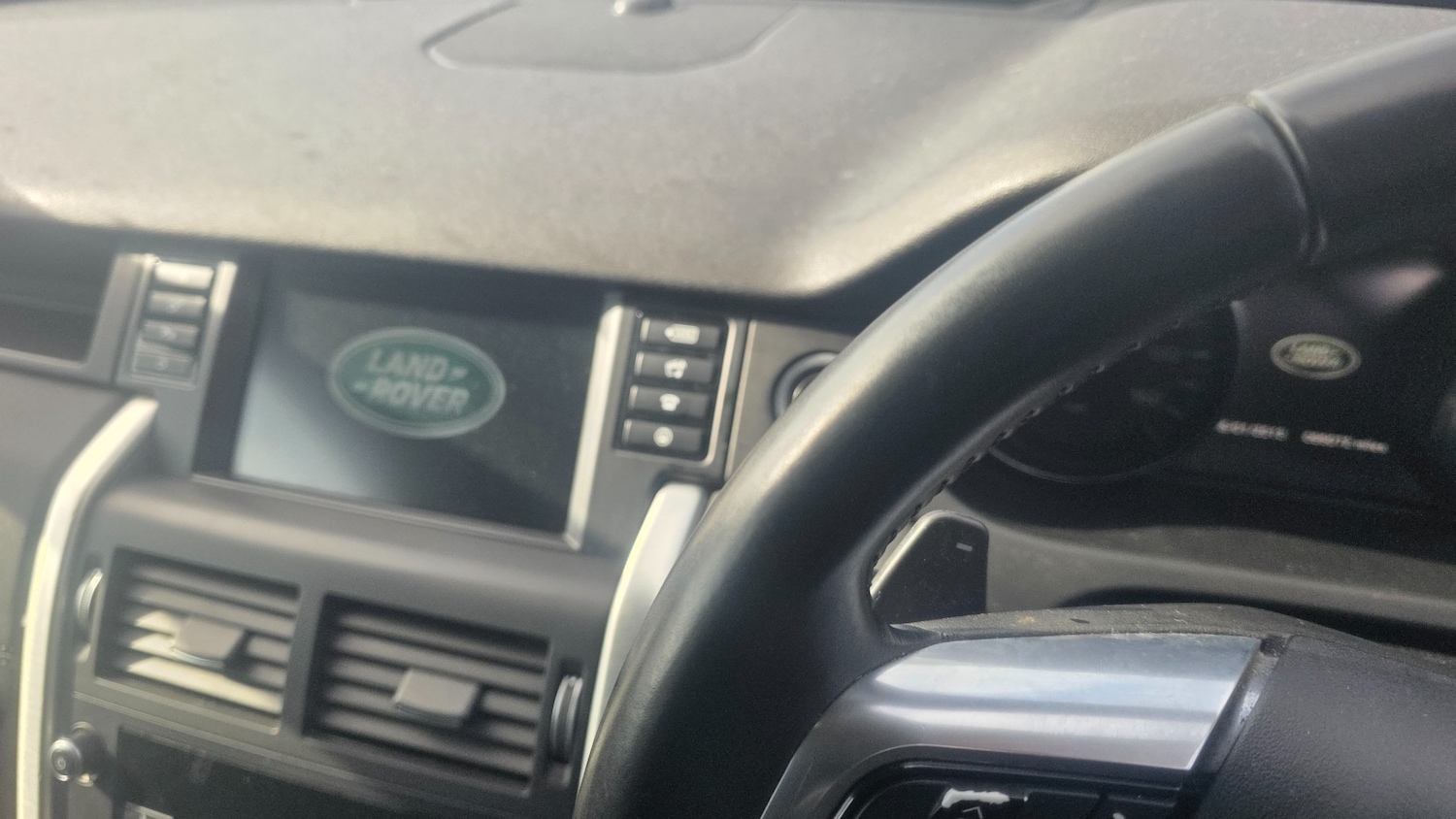 Used Land Rover Discovery Sport 2015 for sale - 77703291: Photo 12