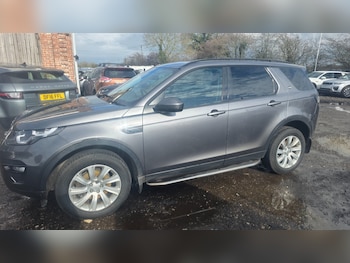 Used Land Rover Discovery Sport 2015 for sale - 77703291: Photo