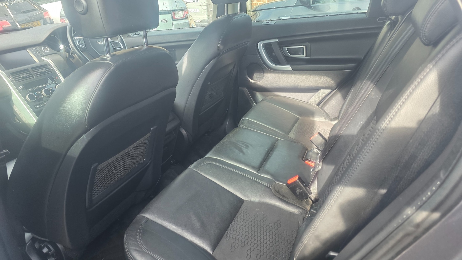 Used Land Rover Discovery Sport 2015 for sale - 77703291: Photo 6