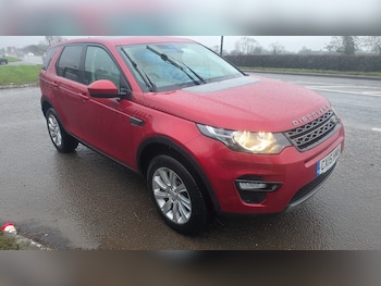Used Land Rover Discovery Sport 2015 for sale - 77530614: Photo