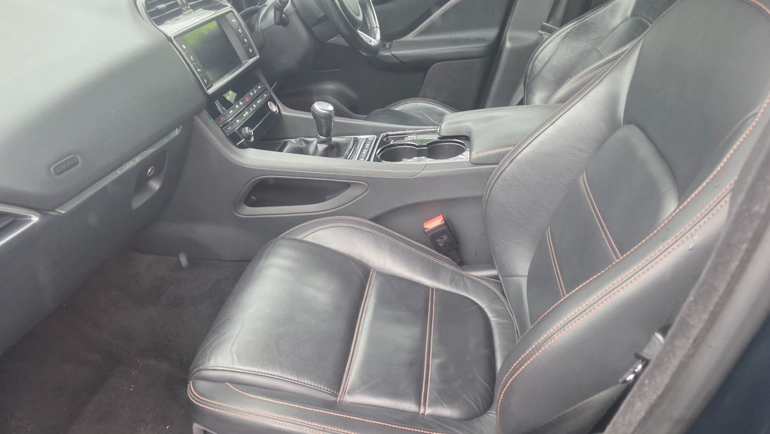 Used Jaguar F-Pace 2017 for sale - 76653726: Photo 18