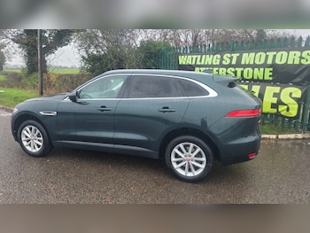 Used Jaguar F-Pace 2017 for sale - 76653726: Photo