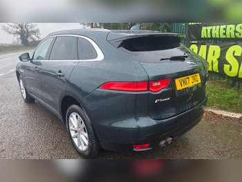 Used Jaguar F-Pace 2017 for sale - 76653726: Photo