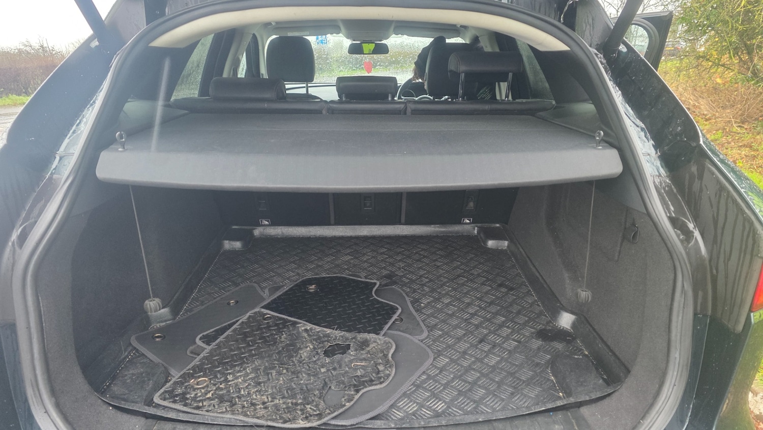 Used Jaguar F-Pace 2017 for sale - 76653726: Photo 3