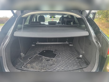 Used Jaguar F-Pace 2017 for sale - 76653726: Photo