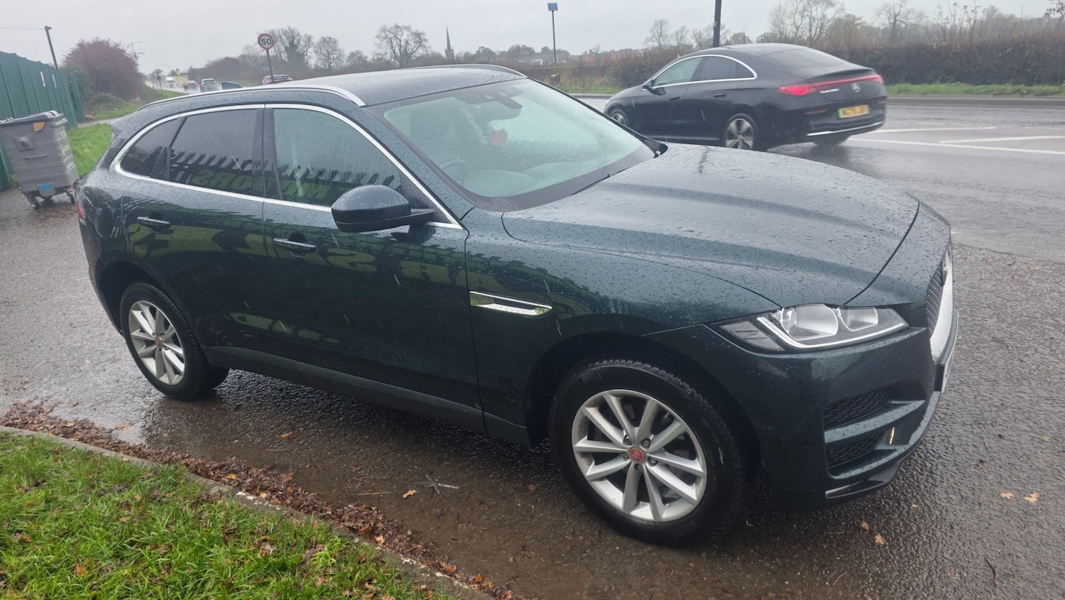 Used Jaguar F-Pace 2017 for sale - 76653726: Photo 9