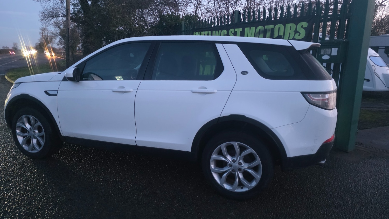 Used Land Rover Discovery Sport 2016 for sale - 77228367: Photo 16