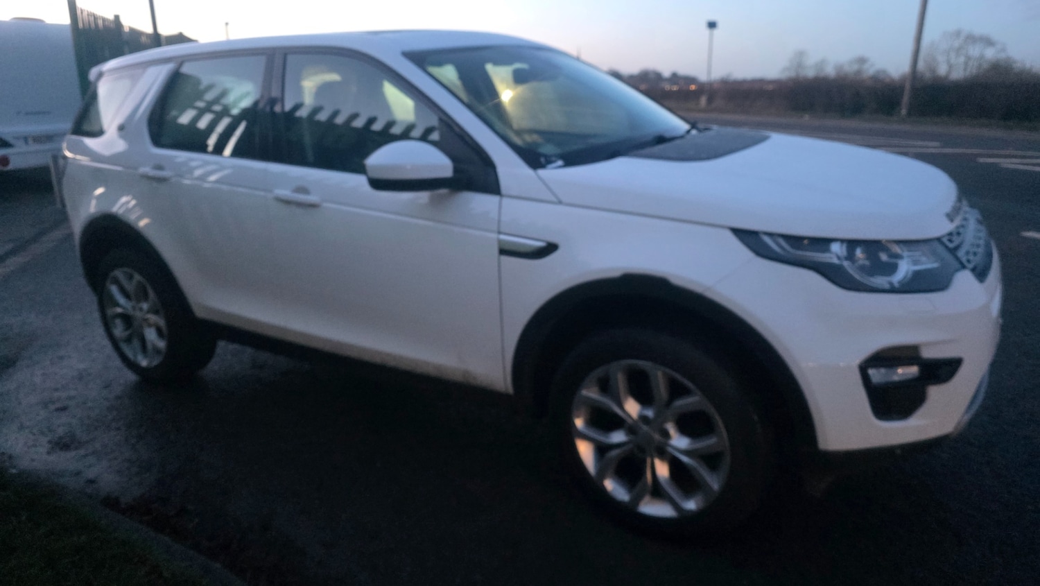Used Land Rover Discovery Sport 2016 for sale - 77228367: Photo 7