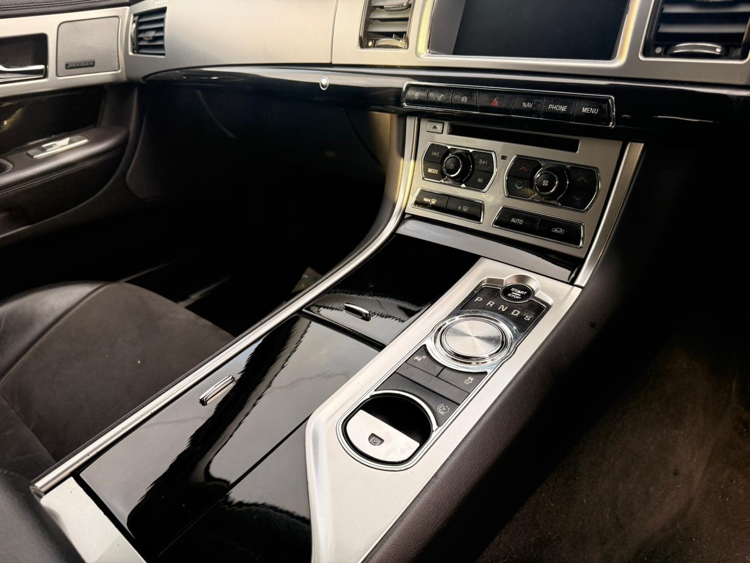 Used Jaguar XF 2013 for sale - 77578868: Photo 16