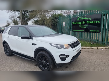 Used Land Rover Discovery Sport 2017 for sale - 77786419: Photo