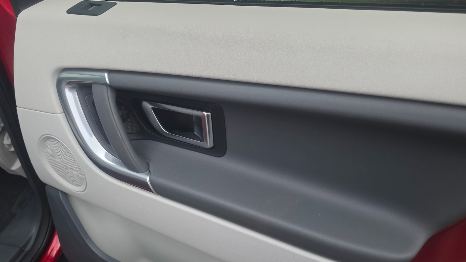 Used Land Rover Discovery Sport 2015 for sale - 77461892: Photo 24