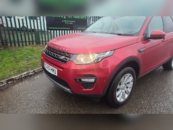 Used Land Rover Discovery Sport 2015 for sale - 77461892: Photo
