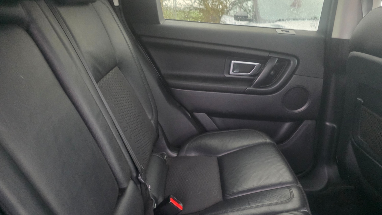 Used Land Rover Discovery Sport 2017 for sale - 77530606: Photo 9