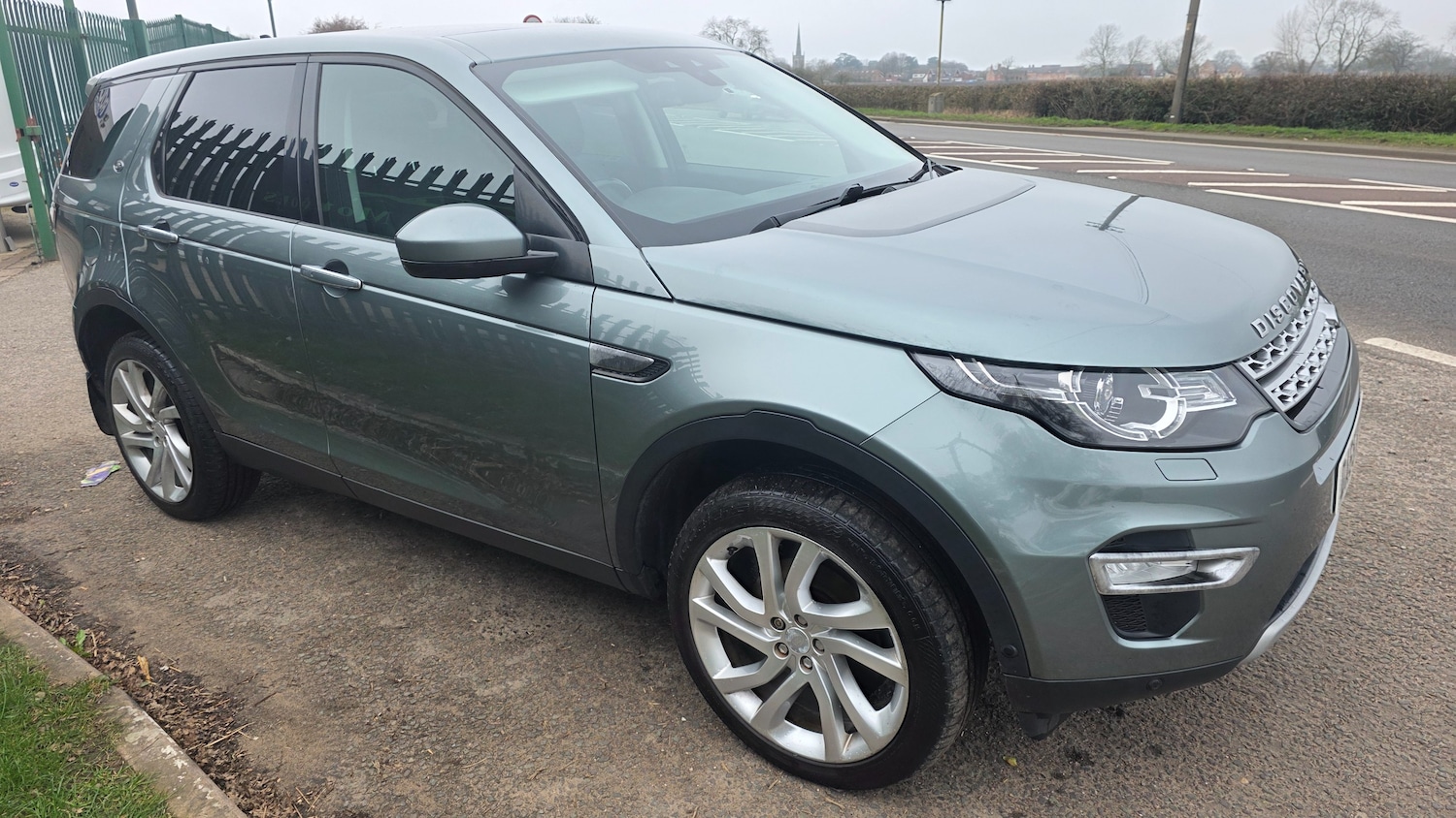 Used Land Rover Discovery Sport 2015 for sale - 77810305: Photo 24