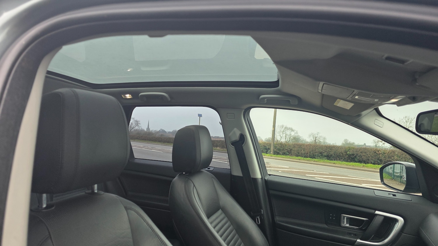 Used Land Rover Discovery Sport 2015 for sale - 77810305: Photo 26