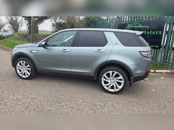 Used Land Rover Discovery Sport 2015 for sale - 77810305: Photo
