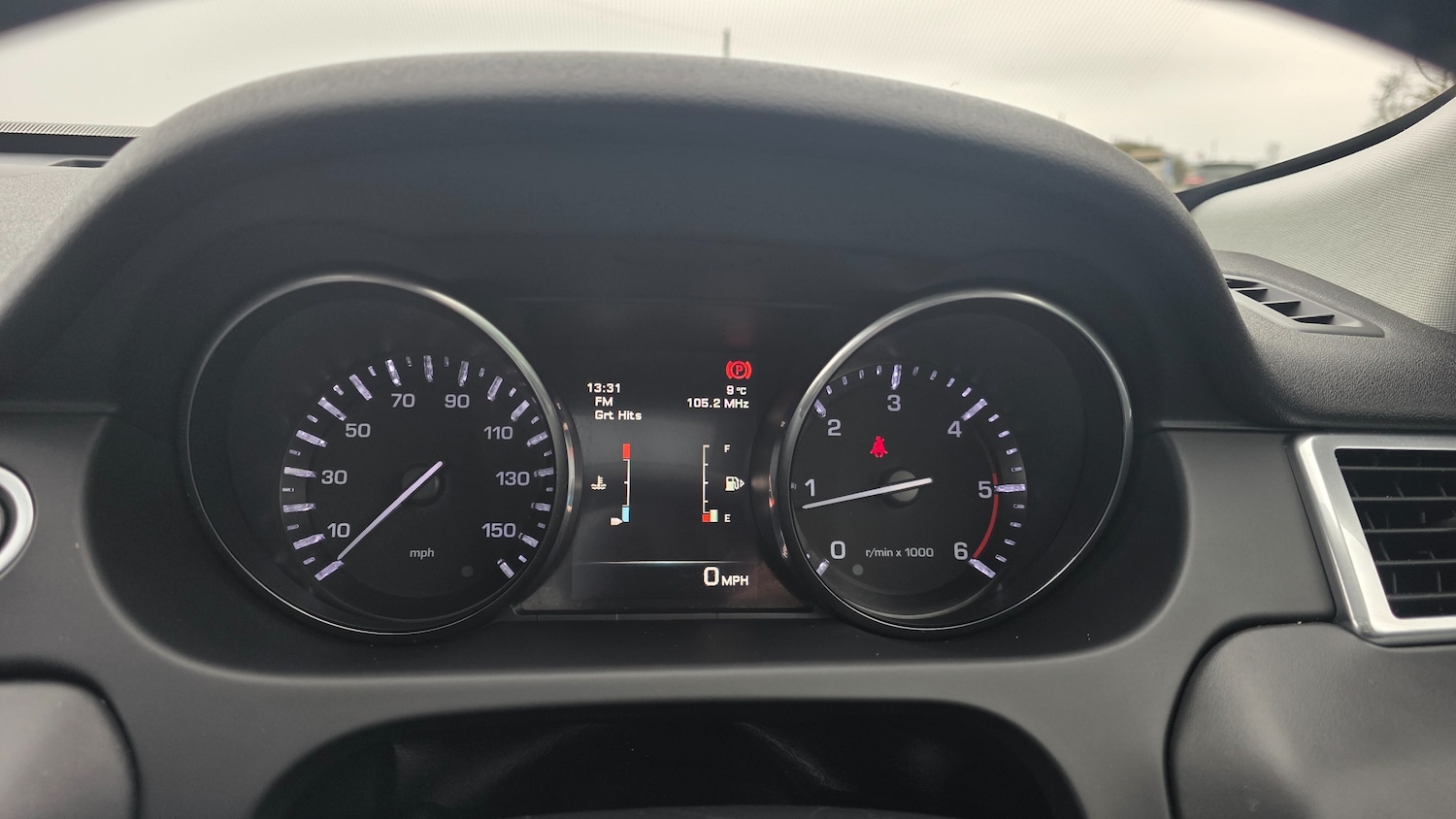 Used Land Rover Discovery Sport 2015 for sale - 77810305: Photo 32