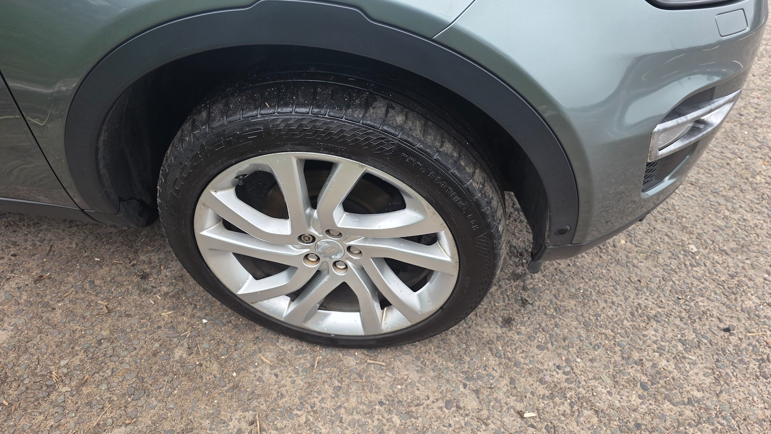 Used Land Rover Discovery Sport 2015 for sale - 77810305: Photo 6