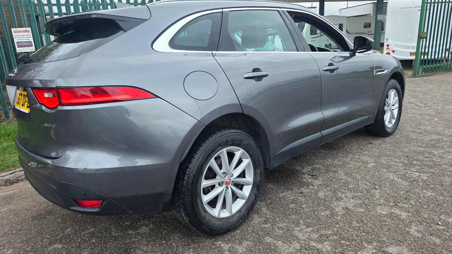 Used Jaguar F-Pace 2017 for sale - 77855846: Photo 16