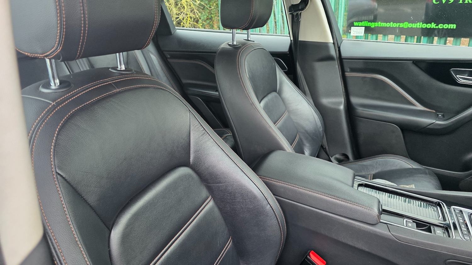 Used Jaguar F-Pace 2017 for sale - 77855846: Photo 24