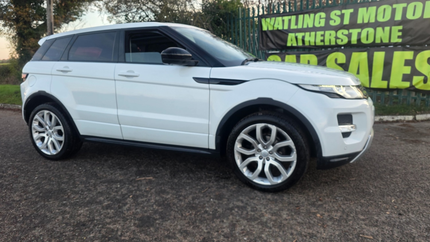 Used Land Rover Range Rover Evoque 2014 for sale - 76653714: Photo 2