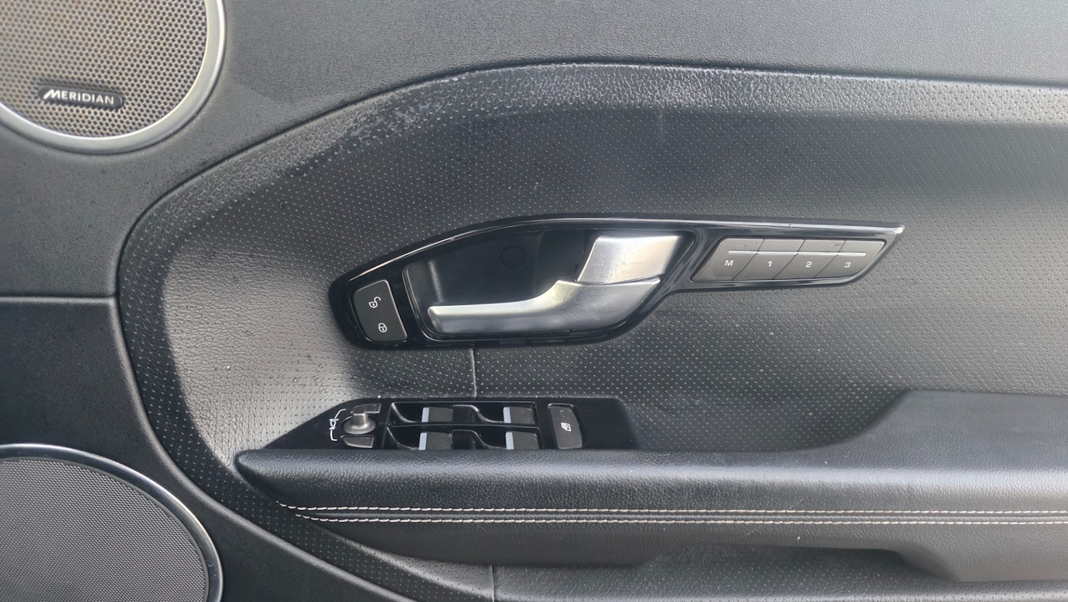 Used Land Rover Range Rover Evoque 2014 for sale - 76653714: Photo 6