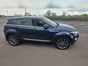 Land Rover - Range Rover Evoque