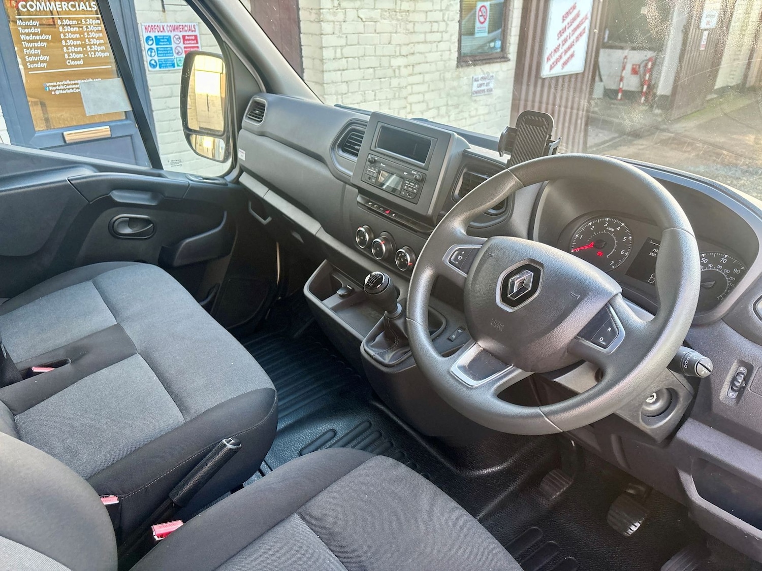 Used Renault Master 2023 for sale - 76763260: Photo 16