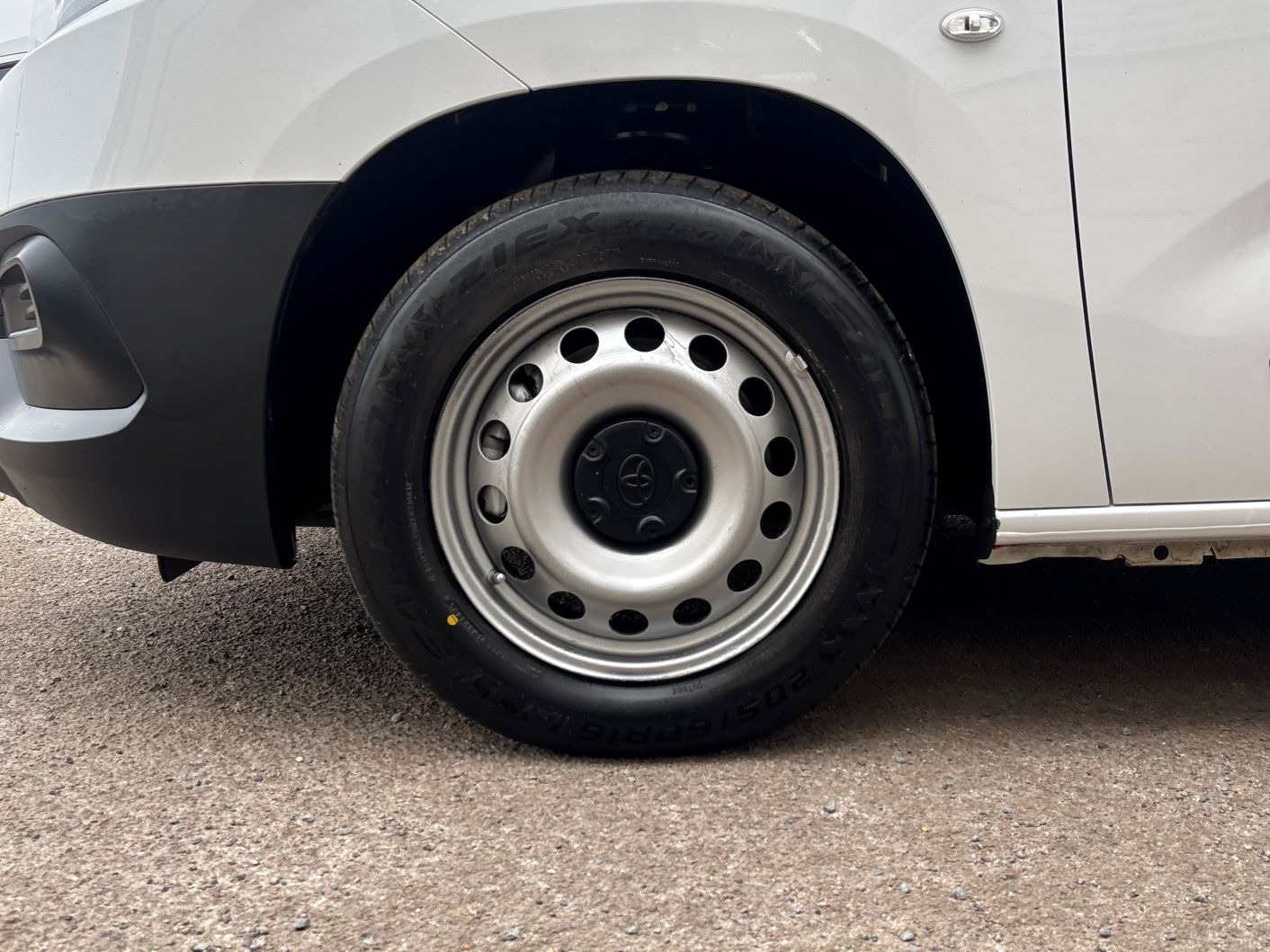 Used Toyota ProAce 2023 for sale - 77932687: Photo 17